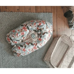 Candide Multi Relax Cuscino In Jersey Rosé / Fiori -Negozio Di Mobili Per Camerette candide multi relax cuscino in jersey rose fiori a377315 2