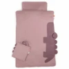 Done By Deer ™ Set Di Biancheria Da Letto Junior Sleepy 100 X 140 Cm Croco Pink 2 Done By Deer ™ Set Di Biancheria Da Letto Junior Sleepy 100 X 140 Cm Croco Pink -Negozio Di Mobili Per Camerette done by deer set di biancheria da letto junior sleepy 100 x 140 cm croco pink a394493