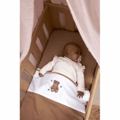 MEYCO Coperta Per Neonati Small Mini Knots Toffee 75 X 100 Cm 9 MEYCO Coperta Per Neonati Small Mini Knots Toffee 75 X 100 Cm -Negozio Di Mobili Per Camerette meyco coperta per neonati small mini knots toffee 75 x 100 cm a388568 2